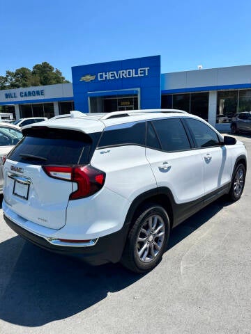 2023 GMC Acadia — rear three-quarter view